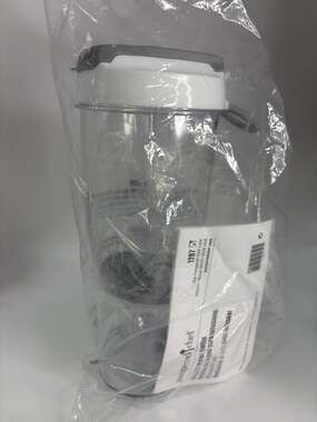 Pampered Chef Infusion Water Bottle Fruit Infuser 20 oz